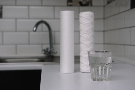 Side-by-side diagram showing countertop and under-sink reverse osmosis system placement.